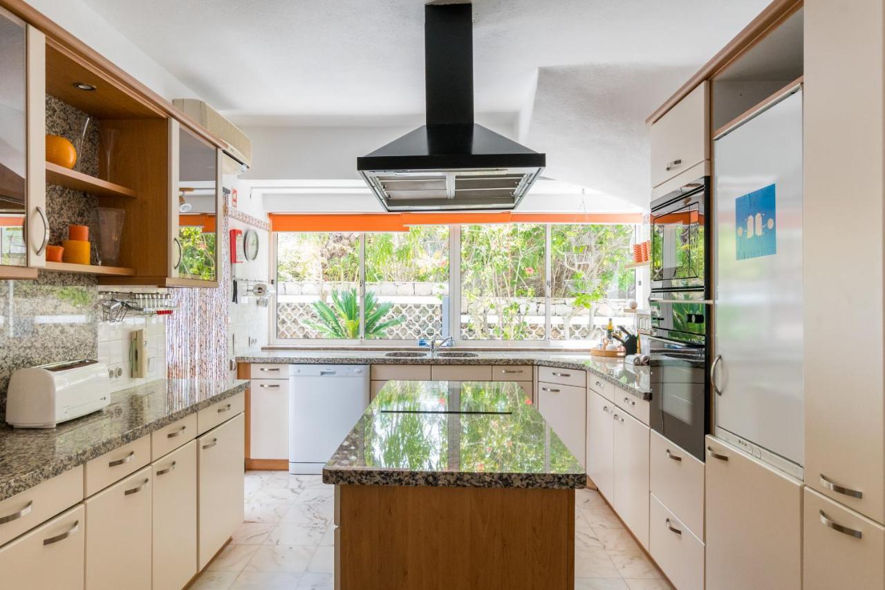 Casa Laranja Three Bedroom Villa Лоуле Екстериор снимка