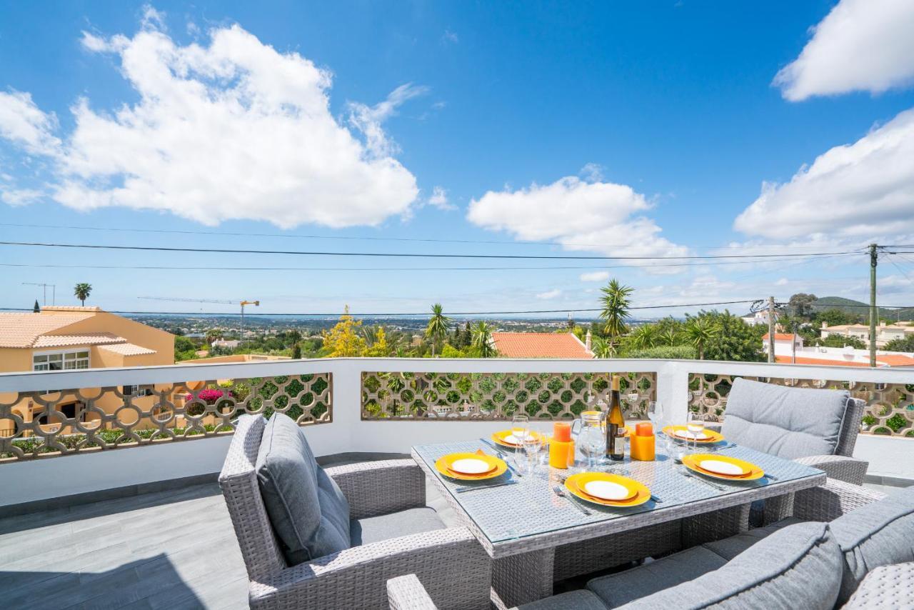 Casa Laranja Three Bedroom Villa Лоуле Екстериор снимка