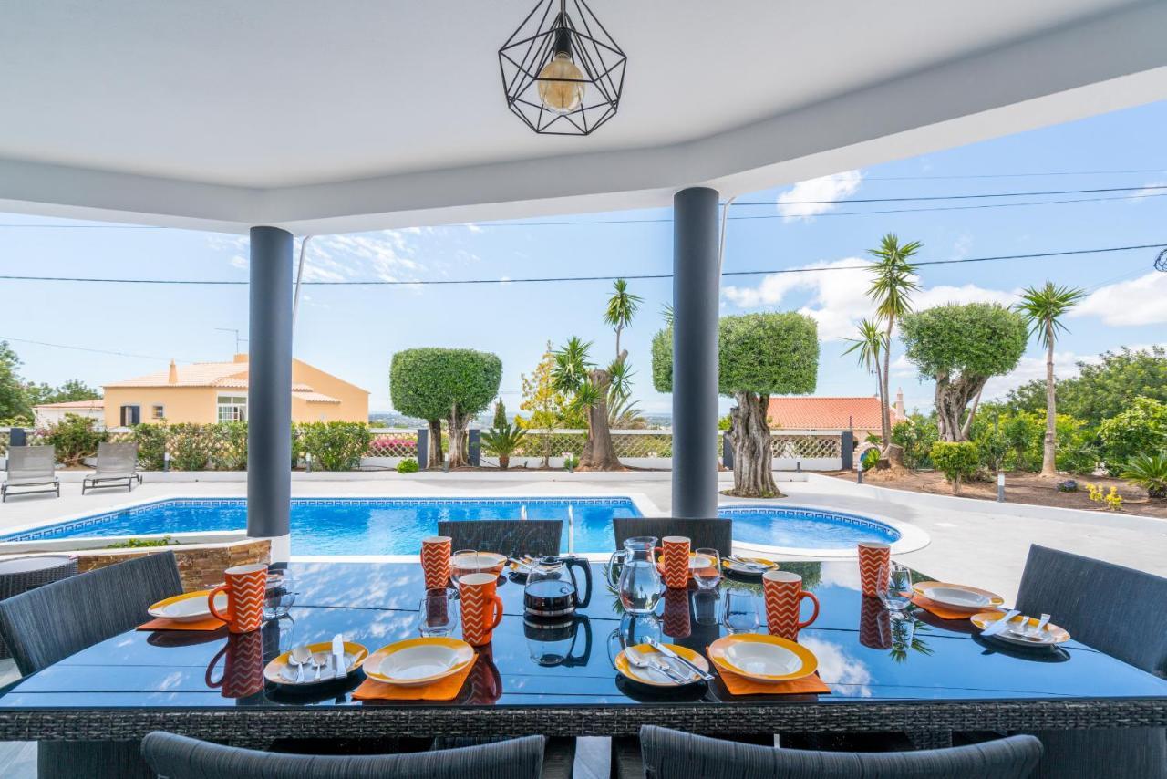 Casa Laranja Three Bedroom Villa Лоуле Екстериор снимка