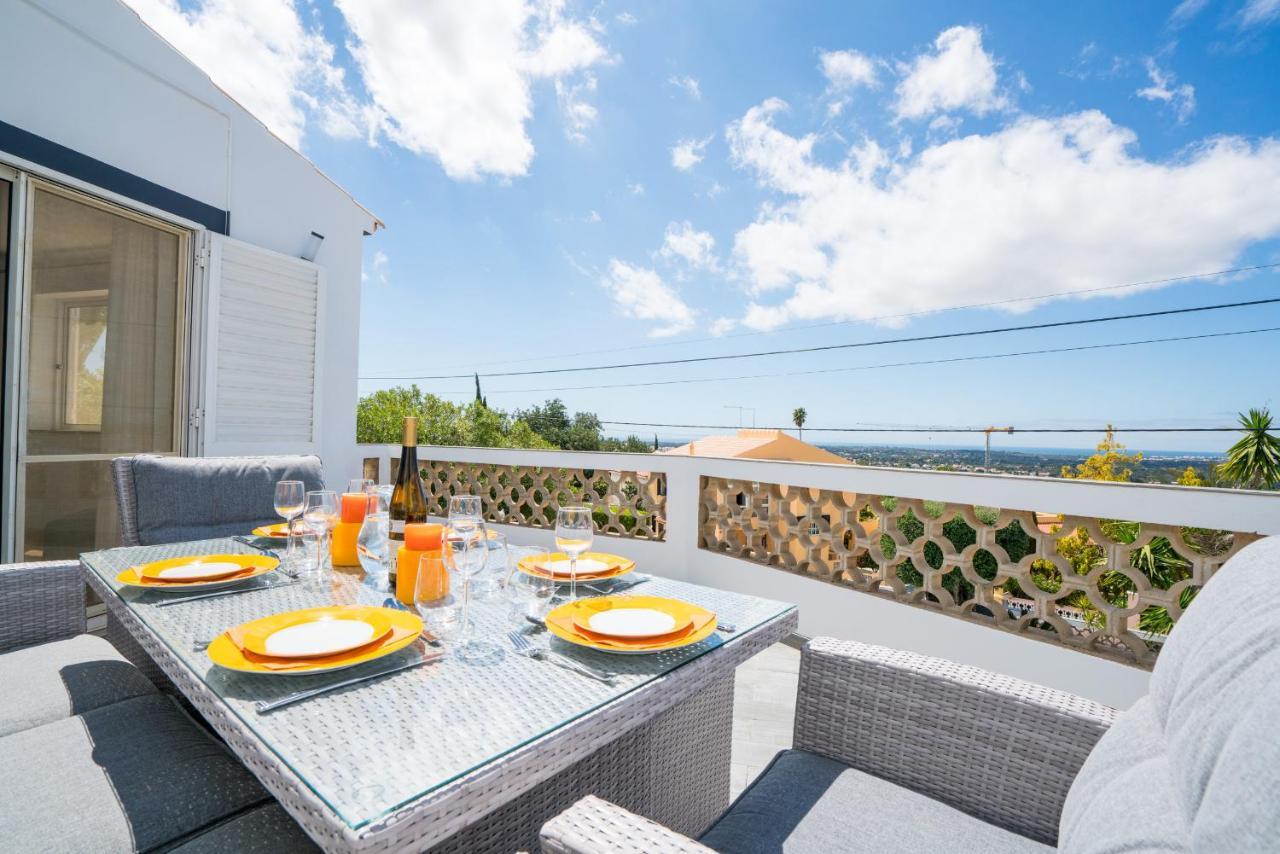 Casa Laranja Three Bedroom Villa Лоуле Екстериор снимка