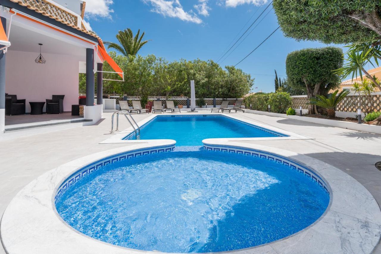 Casa Laranja Three Bedroom Villa Лоуле Екстериор снимка